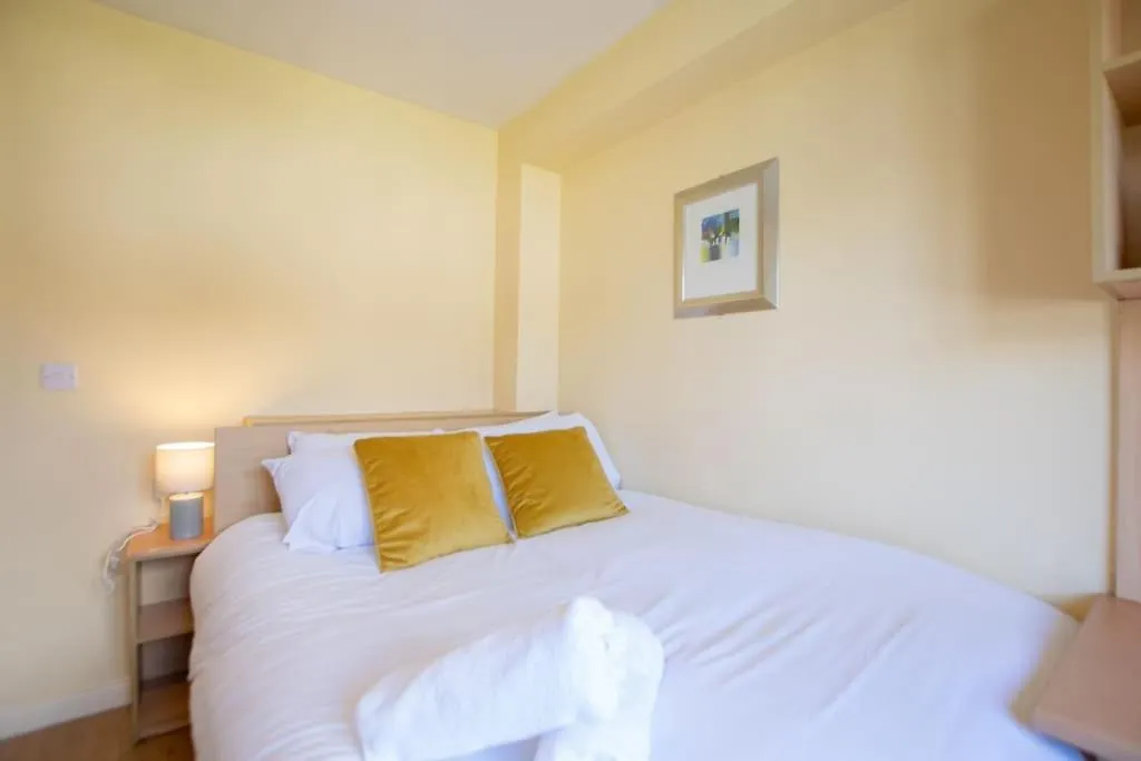 Holiday home 83 - Superb Townhouse By Shortstays Galway