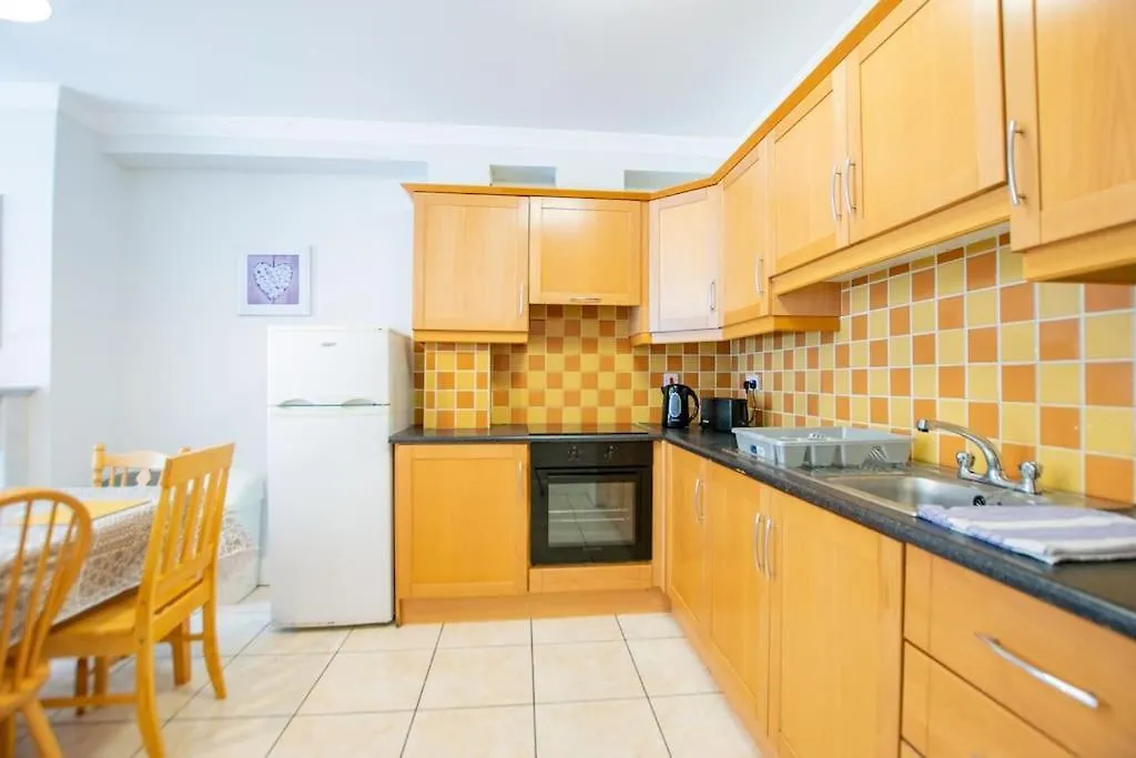 Holiday home 83 - Superb Townhouse By Shortstays Galway